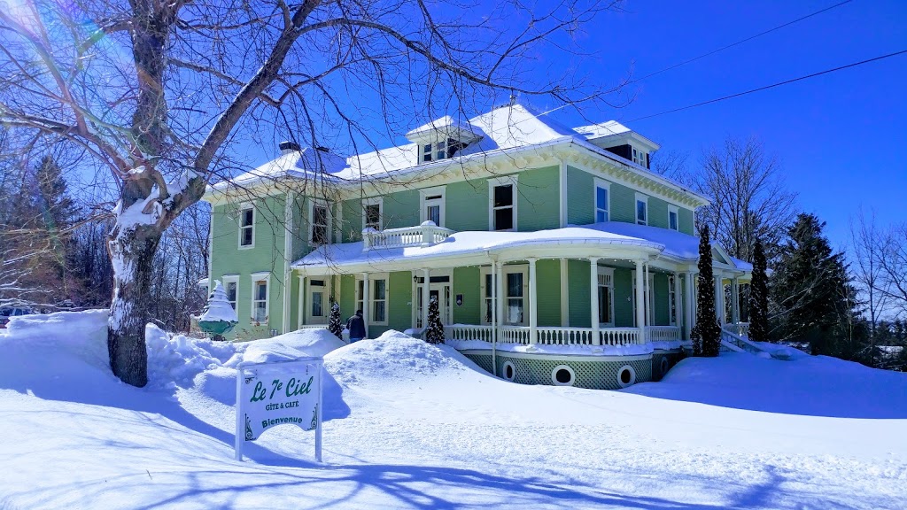 Le 7e Ciel, Gîte et Café | 133 Rue Principale, Saint-Malo, QC J0B 2Y0, Canada | Phone: (819) 515-8550