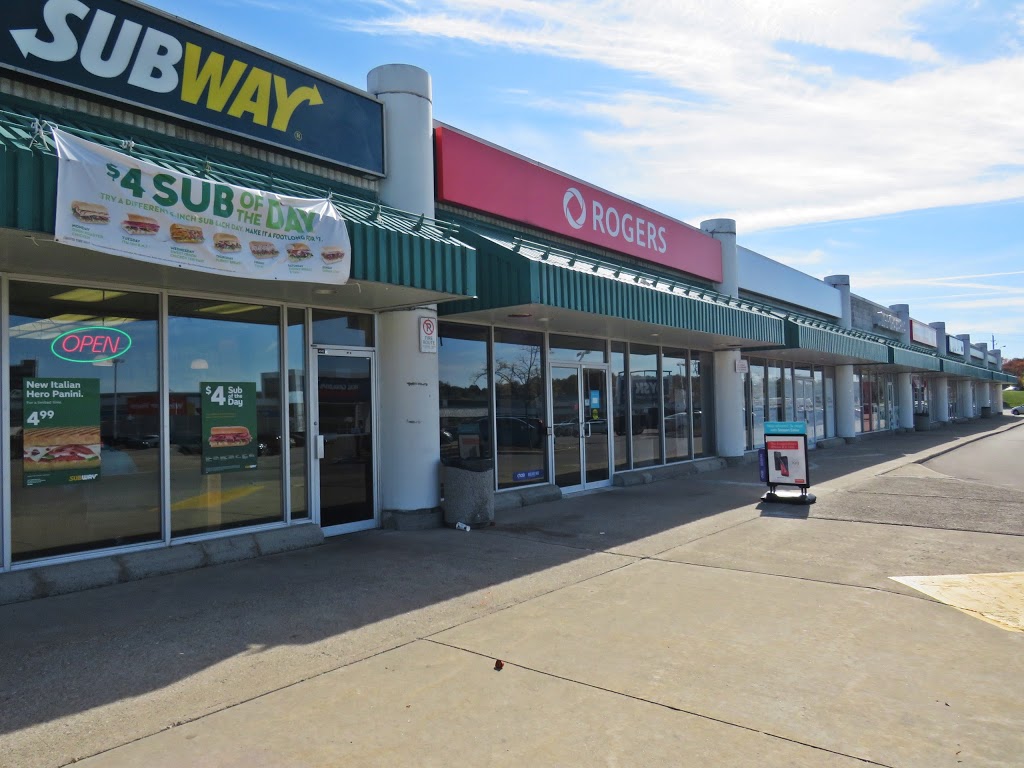 Subway | 875 Highland Rd W #154a, Kitchener, ON N2N 2Y2, Canada | Phone: (519) 578-3333