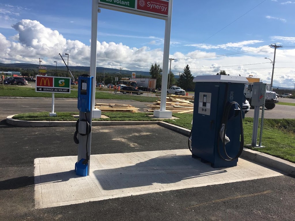 Flo Charging Station | 699 Route de lÉglise, Saint-Jean-Port-Joli, QC G0R 3G0, Canada | Phone: (844) 825-3356