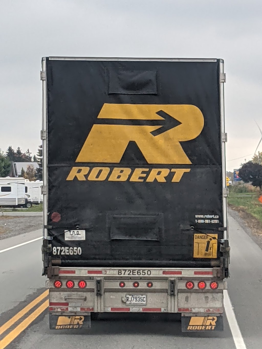 Transport Robert-Groupe Robert Inc | 2250 QC-132, Sorel-Tracy, QC J3R 1M9, Canada | Phone: (450) 743-7971