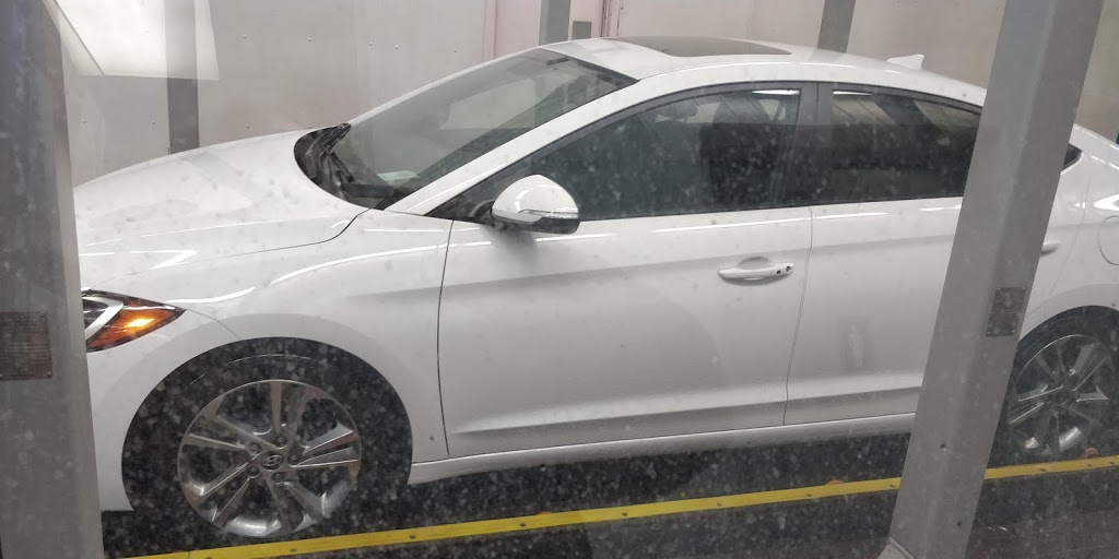 Tops Car Wash | 979 Richmond Rd, Ottawa, ON K2B 6R1, Canada | Phone: (613) 728-4232