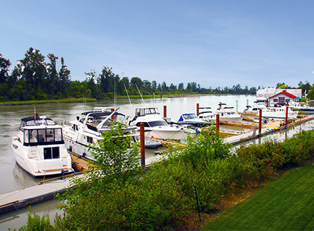 Bridges Marina | 23740 Dyke Rd #10, Richmond, BC V6V 1E2, Canada | Phone: (604) 313-8876