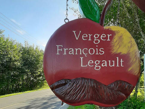 Verger François Legault | 111 Rang des Étangs, Mont-Saint-Hilaire, QC J3G 4S6, Canada | Phone: (450) 467-6492