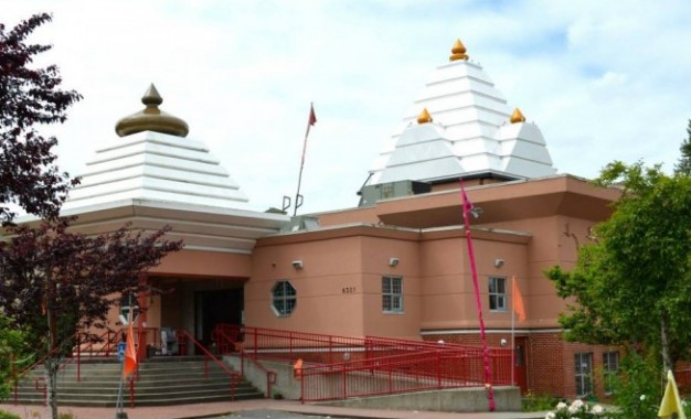 Laxmi Narayan Temple | 8321 140 St, Surrey, BC V3W 5K9, Canada | Phone: (604) 596-4977