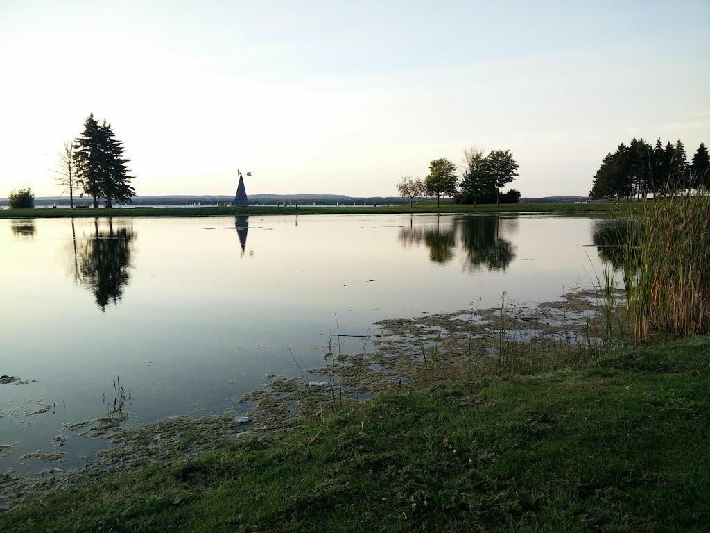 Corkstown Outdoor Pool | 61 Corkstown Rd, Ottawa, ON K3H 5B3, Canada | Phone: (613) 820-1636