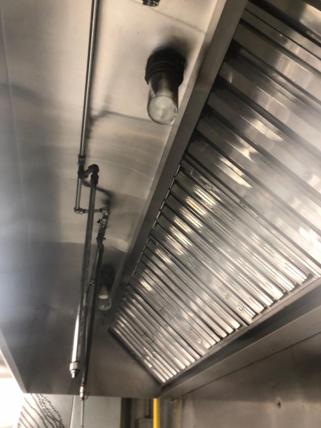 Canada Kitchen Maintenance | 7895 Tranmere Dr, Mississauga, ON L5S 1V9, Canada | Phone: (647) 333-5455