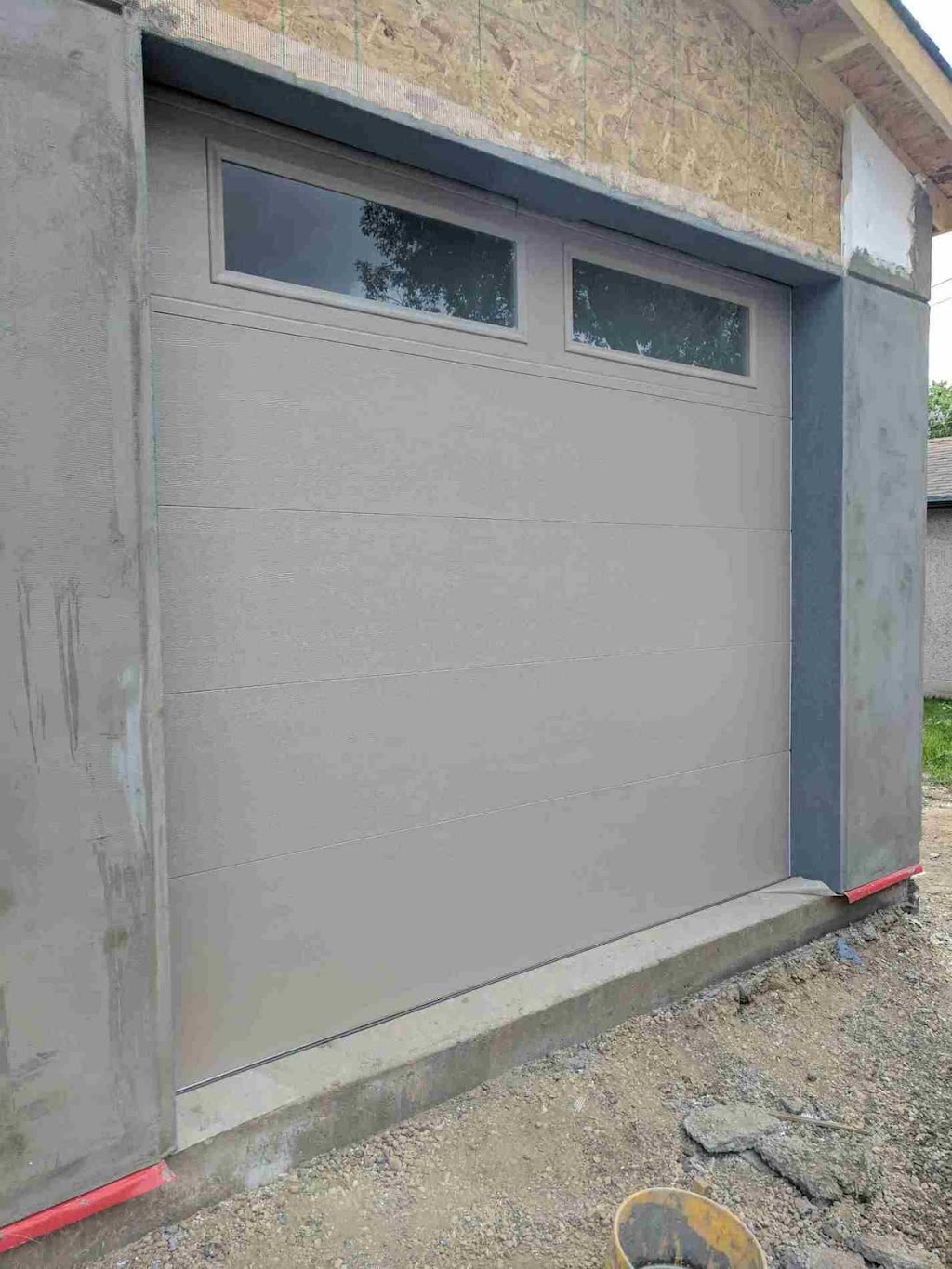 Express Garage Door Repair | Express Garage Door Services, 34 Pantego Ln NW, Calgary, AB T3K 0T1, Canada | Phone: (587) 800-9692