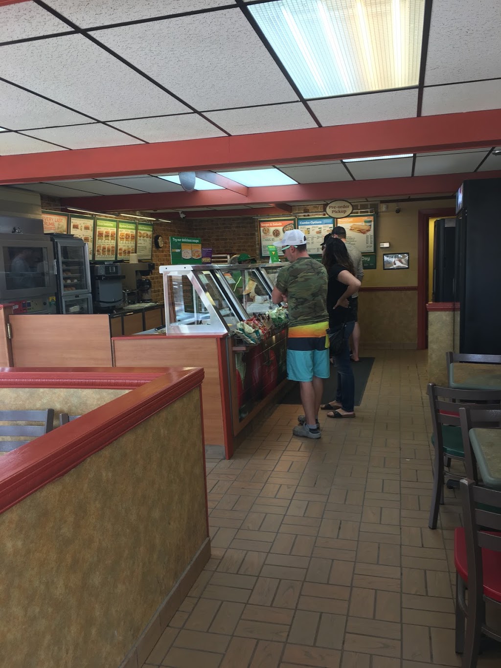 Subway | 32 Ontario St N, Grand Bend, ON N0M 1T0, Canada | Phone: (519) 238-6771