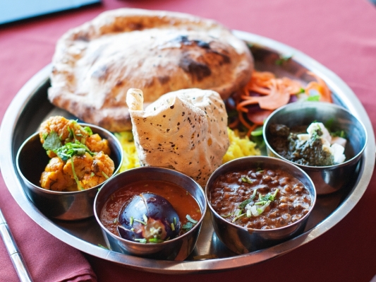 Jollys Indian Bistro | 2928 W 4th Ave, Vancouver, BC V6K 1R2, Canada | Phone: (604) 734-9110