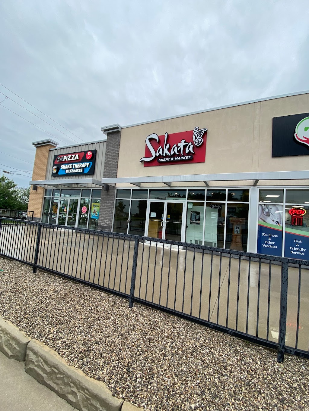 Sakata Sushi & Market | 10166 Glendon Dr unit 202, Komoka, ON N0L 1R0, Canada | Phone: (519) 858-9998