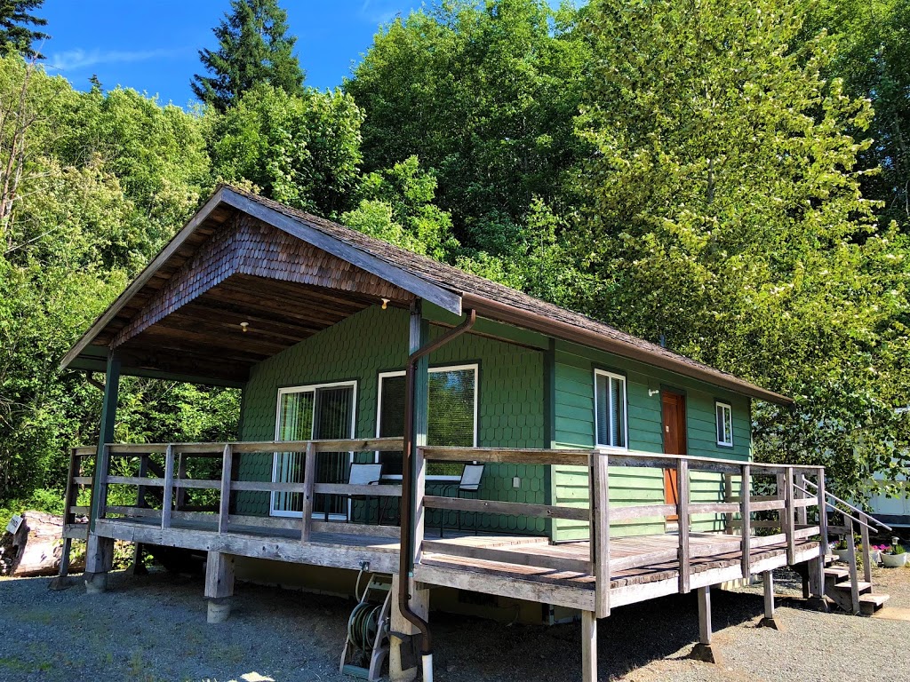 Beaver Lake Resort | 8631 S Shore Rd, Lake Cowichan, BC V0R 2G0, Canada | Phone: (250) 749-7792