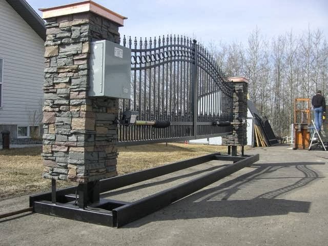 Command Gate | 3708 58 Ave, Innisfail, AB T4G 1S9, Canada | Phone: (866) 229-0564