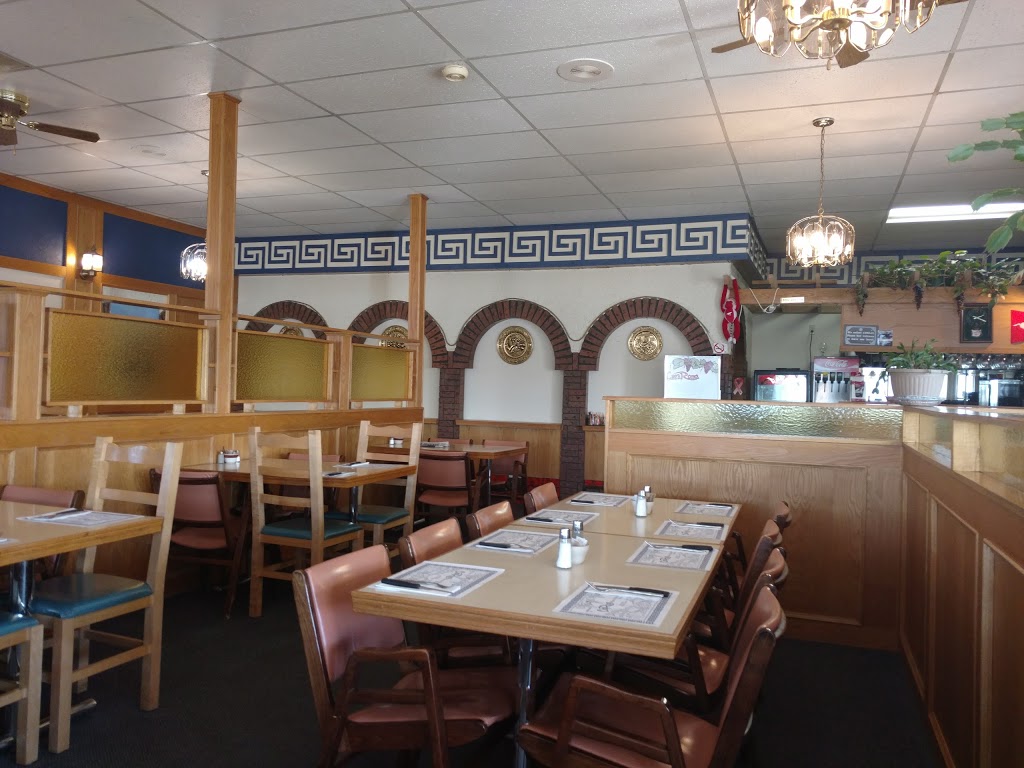 Casa Roma Restaurant | 5324 1 St W, Claresholm, AB T0L 0T0, Canada | Phone: (403) 625-4101