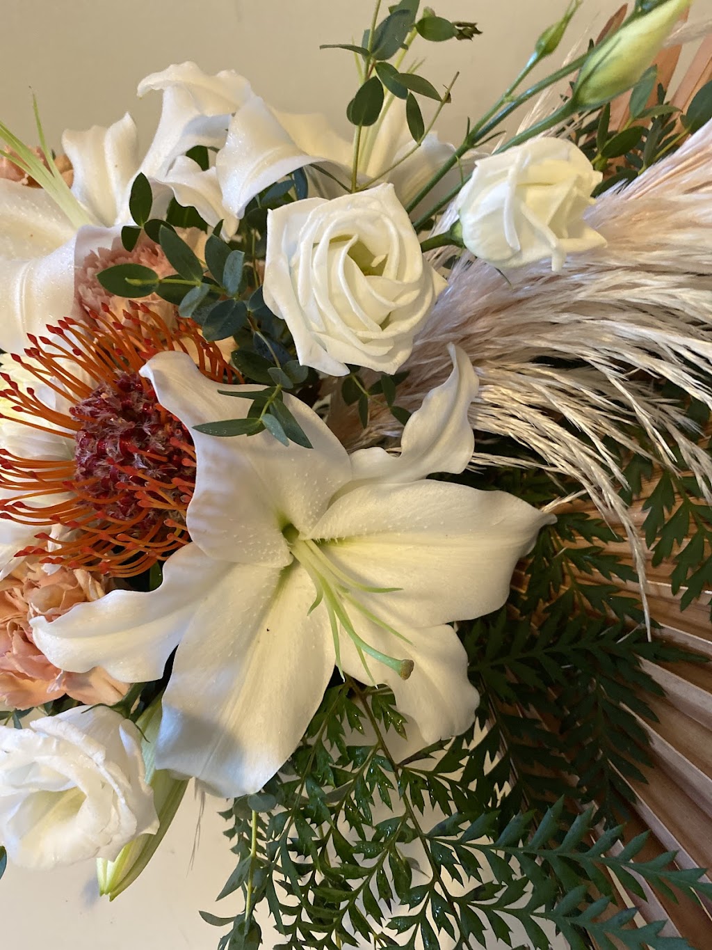 Wired Floral Design | 192 Springmere Way, Chestermere, AB T1X 1P1, Canada | Phone: (403) 620-7497