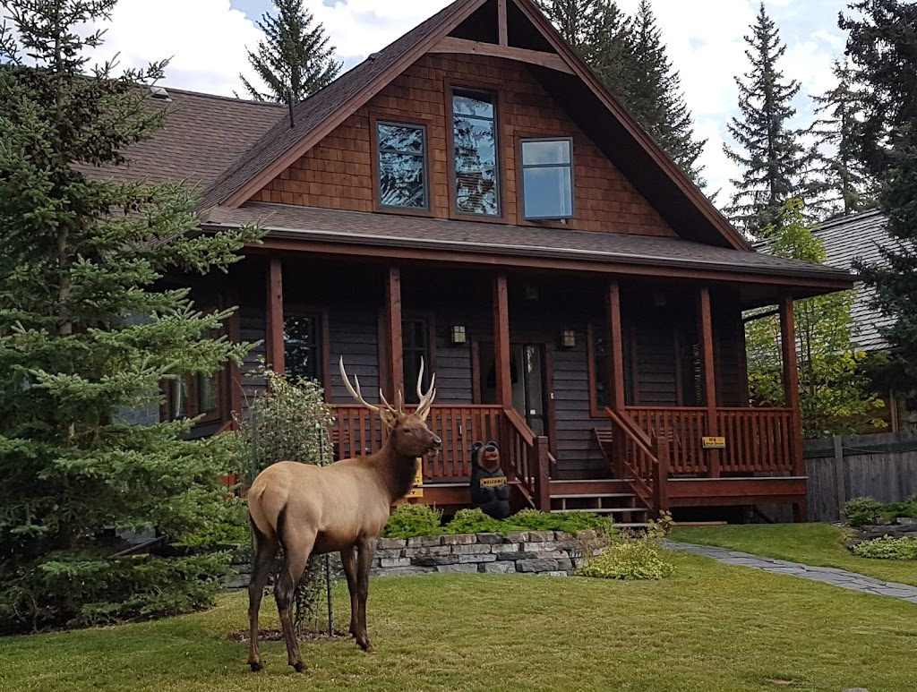 Banff Bear Bed And Breakfast | 108 Otter St, Banff, AB T1L 1B3, Canada | Phone: (403) 431-2997