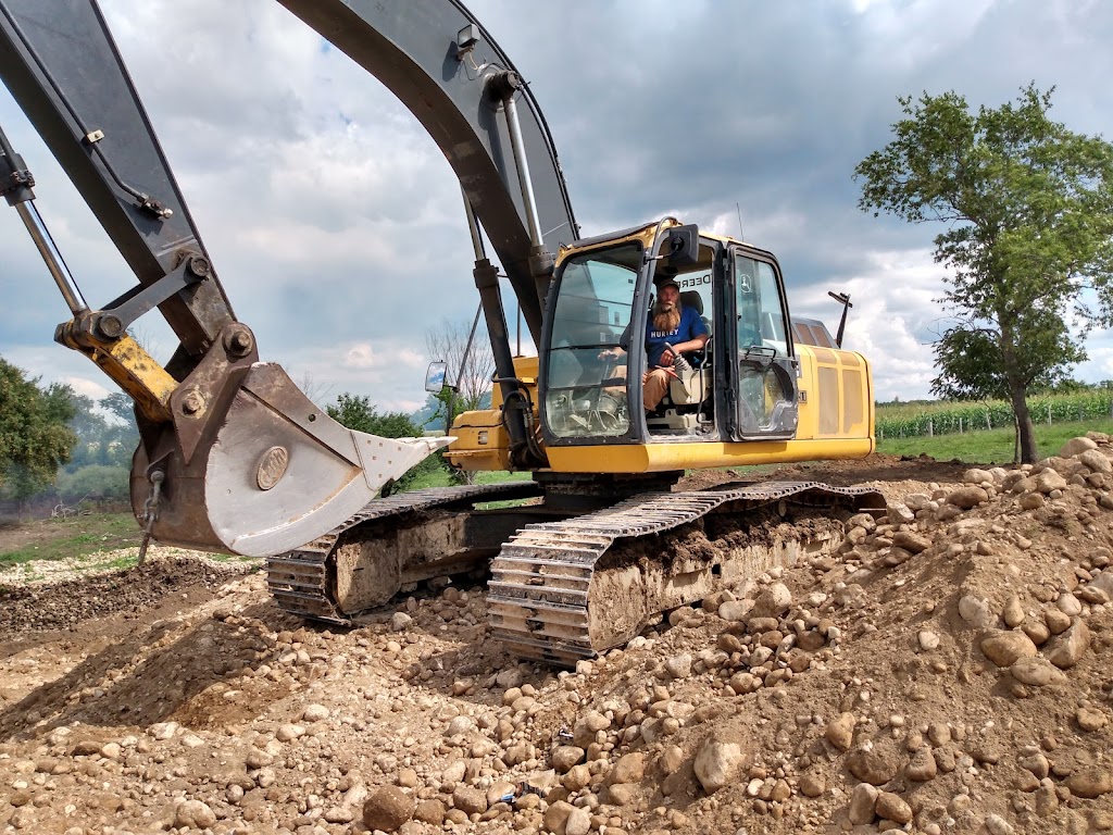 Highlands Excavating & Grading Ltd. | 54 Lawler Dr, Markdale, ON N0C 1H0, Canada | Phone: (519) 373-4139