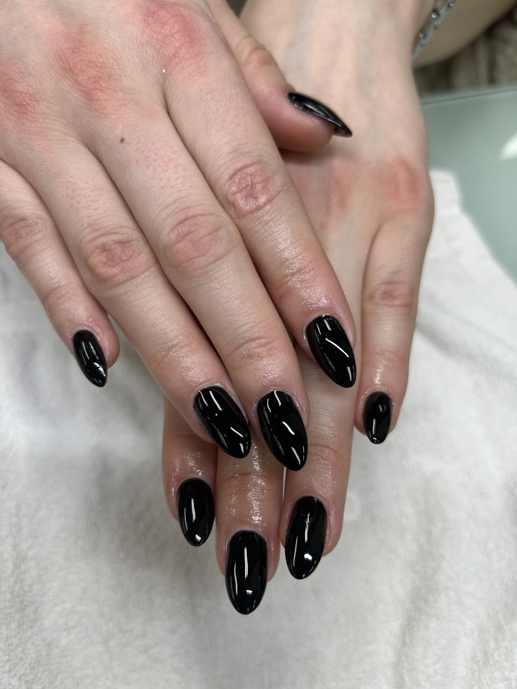 Ongles Ste Dorothée | 270 Blvd. Samson, Laval, QC H7X 2Y9, Canada | Phone: (450) 719-3389