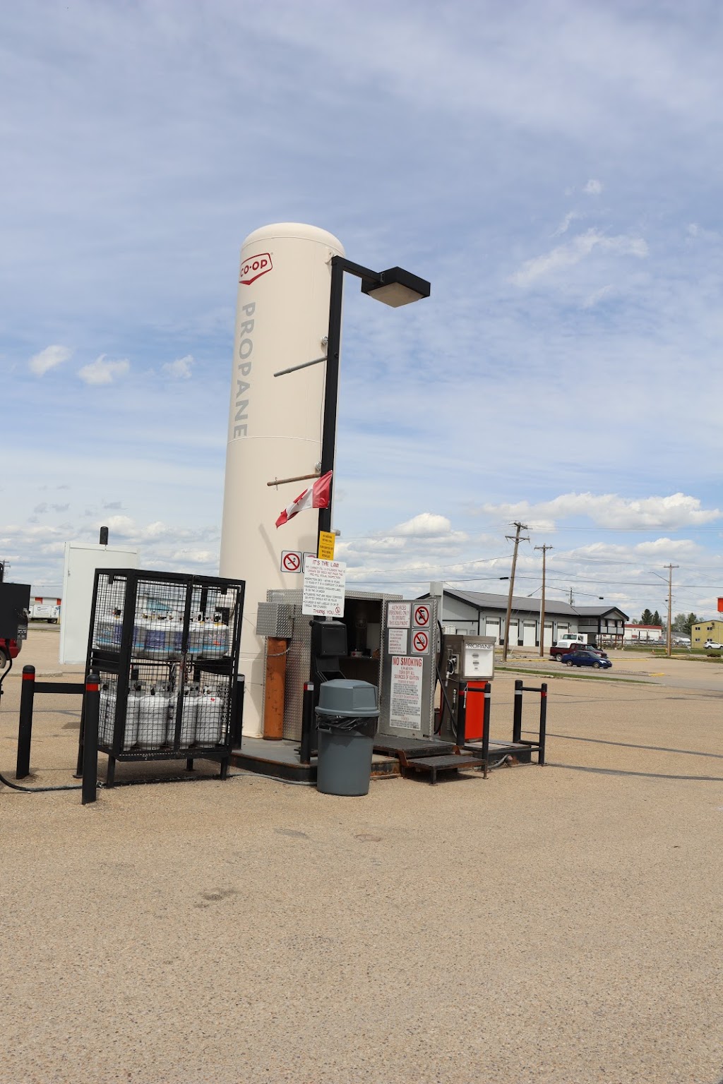 Co-op Gas Bar | 4326 44 St, Rocky Mountain House, AB T4T 1B7, Canada | Phone: (403) 845-2845