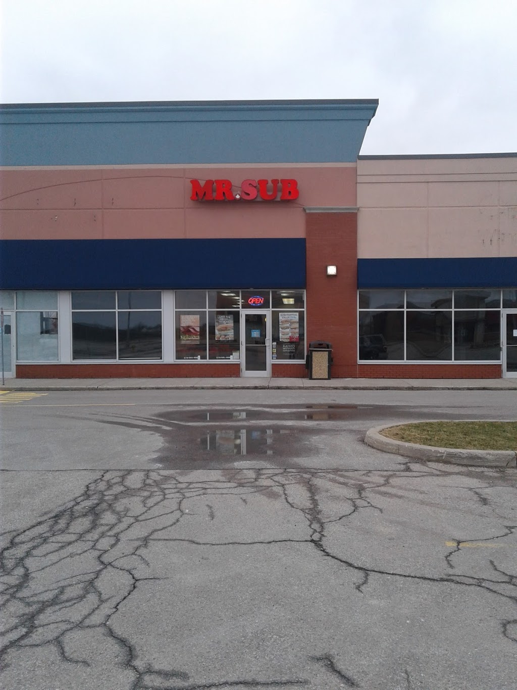 MR.SUB | 1319 Commissioners Rd E Unit E8, London, ON N6M 0B8, Canada | Phone: (519) 681-8882