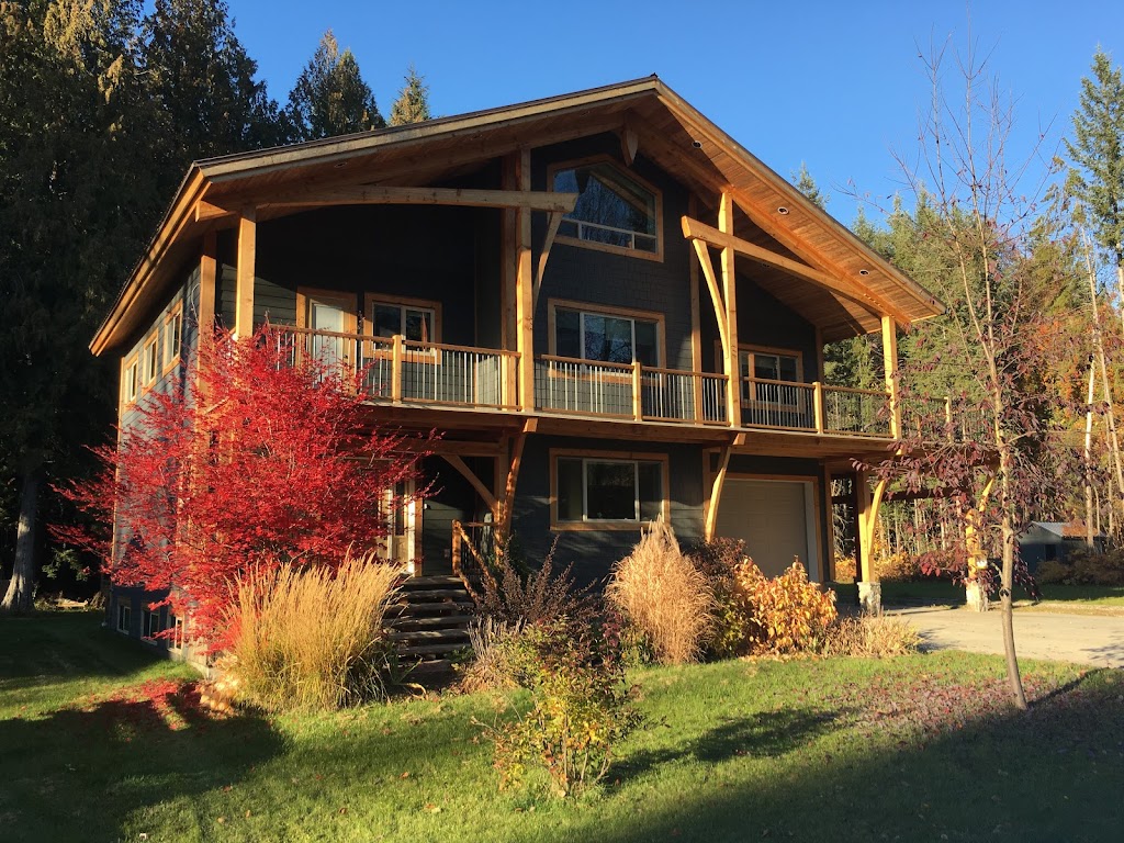 Painted Turtle Lodge | 1500 Shiell Rd, Revelstoke, BC V0E 2S1, Canada | Phone: (604) 905-9617