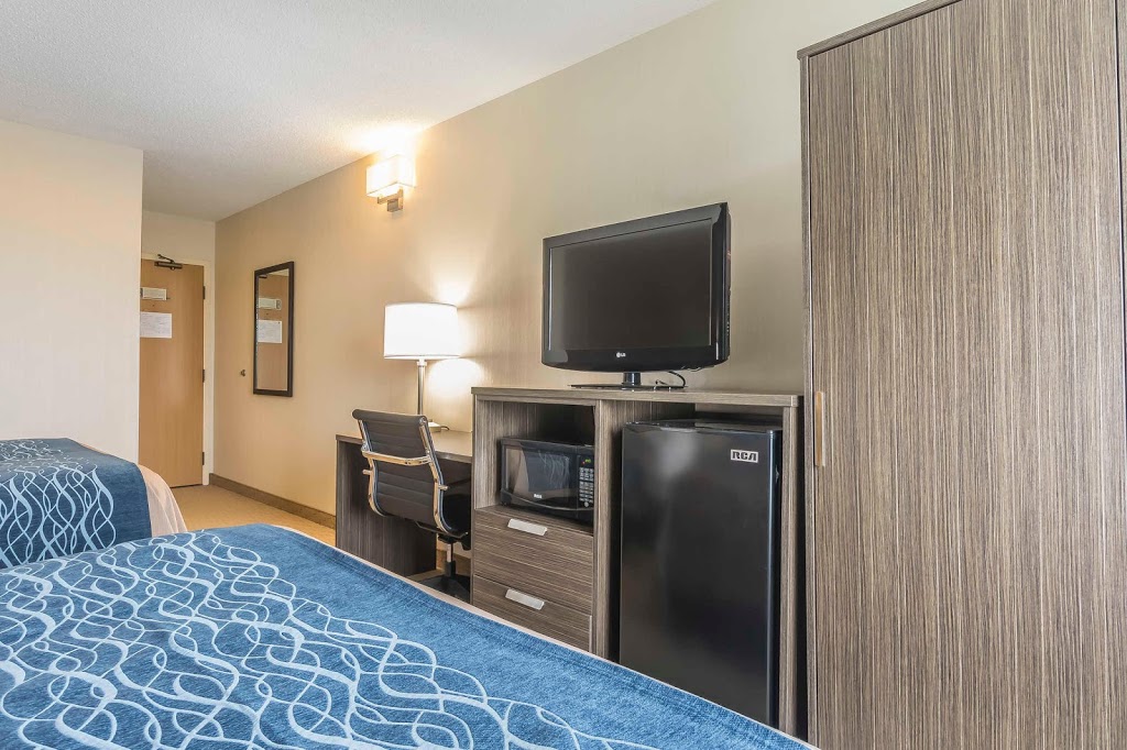 Comfort Inn | 10 du, Rue du Terroir, Lévis, QC G6V 9J3, Canada | Phone: (418) 835-5605