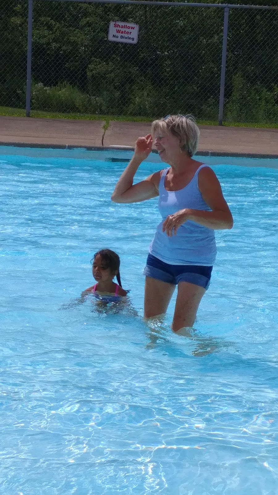 Maple Park Pool | 512 S Pelham Rd, Welland, ON L3C 3C6, Canada | Phone: (905) 732-3040