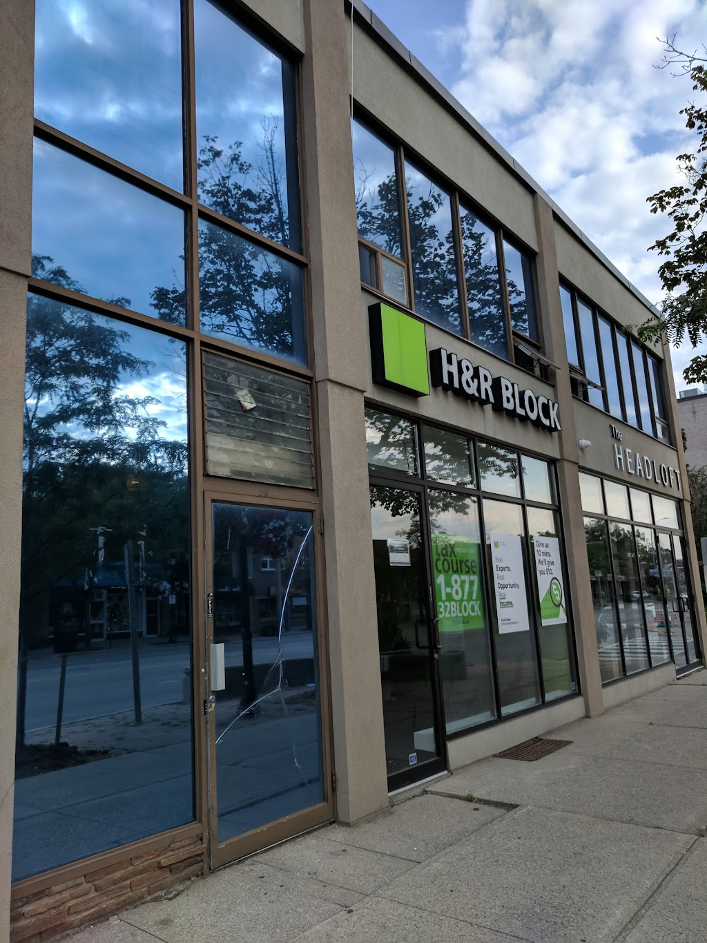 H&R Block | 258 Lakeshore Rd E, Mississauga, ON L5G 1G9, Canada | Phone: (905) 891-6896