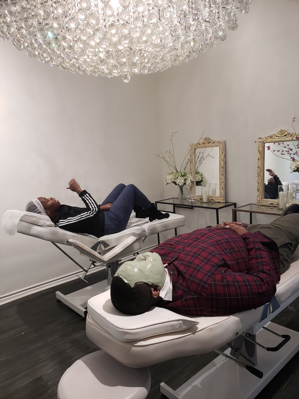 Exfolier rejuvene | 904 Wilson Ave, North York, ON M3K 1E7, Canada | Phone: (647) 960-2510