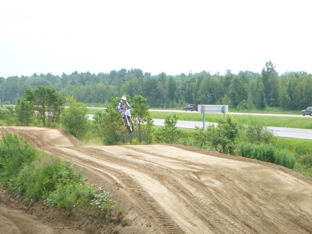 S R A motocross | 640 Rue J. Oswald-Forest, Saint-Roch-de-lAchigan, QC J0K 3H0, Canada | Phone: (514) 836-6676