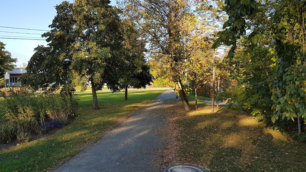 Parc Olivier-Tremblay | Rue de lÉtang, Saint-François-de-la-Rivière-du-Sud, QC G0R 3A0, Canada