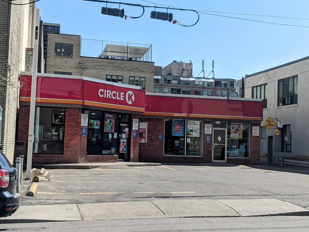 Circle K | 11 Pleasant Blvd, Toronto, ON M4T 1K2, Canada | Phone: (416) 925-7928