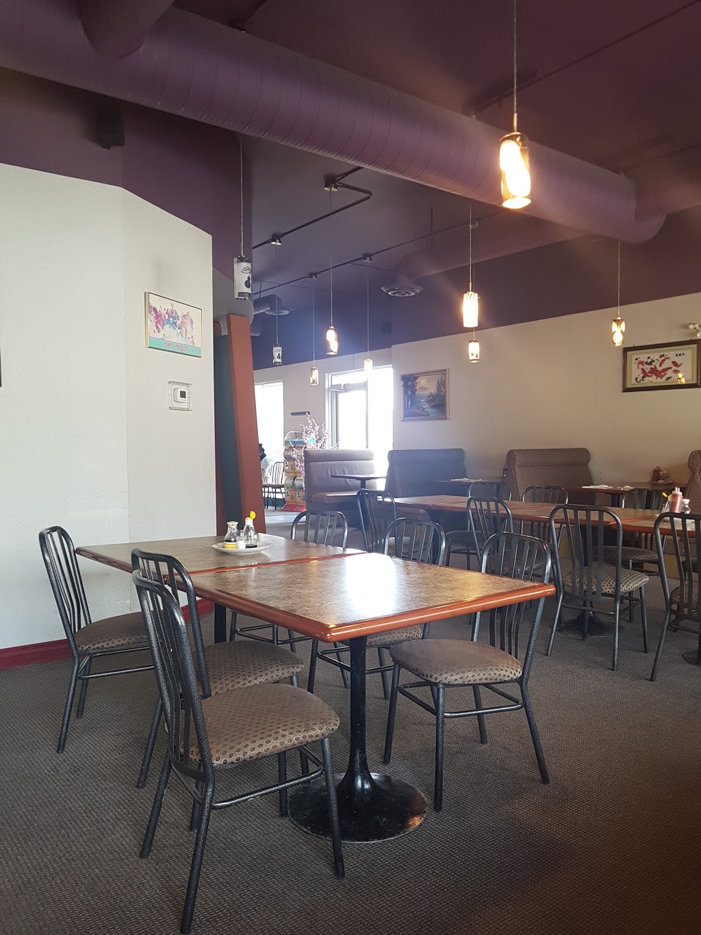 TNK Vietnamese Restaurant | 2220 68 St NE, Calgary, AB T1Y 6T2, Canada | Phone: (403) 590-8686