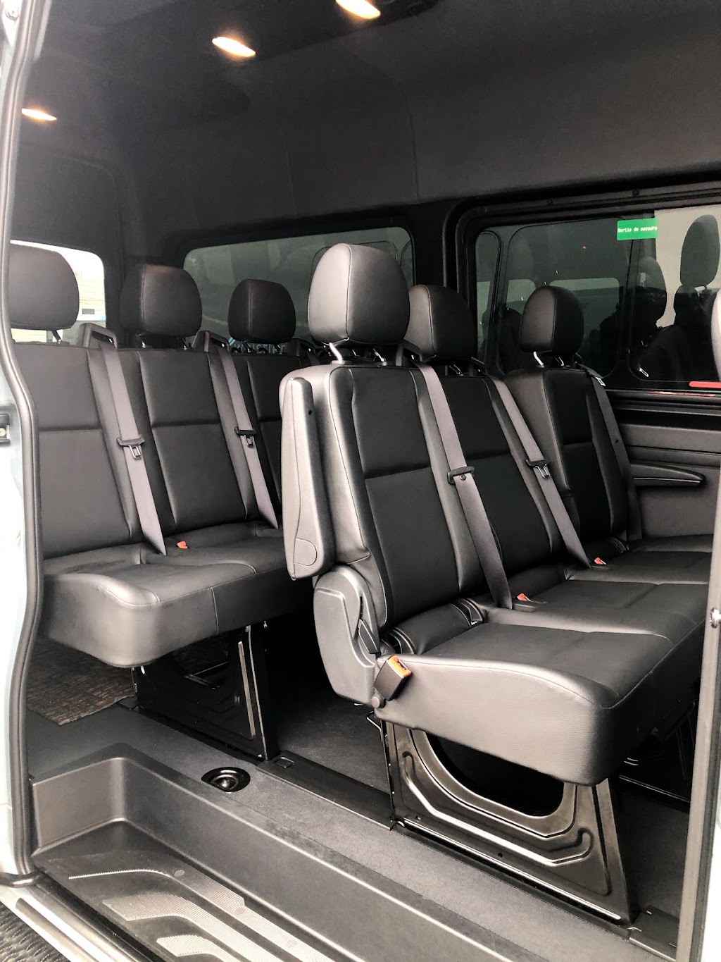 Connect Airport Transfers | 102-4369 Main St, Whistler, BC V0N 1B4, Canada | Phone: (604) 698-6191