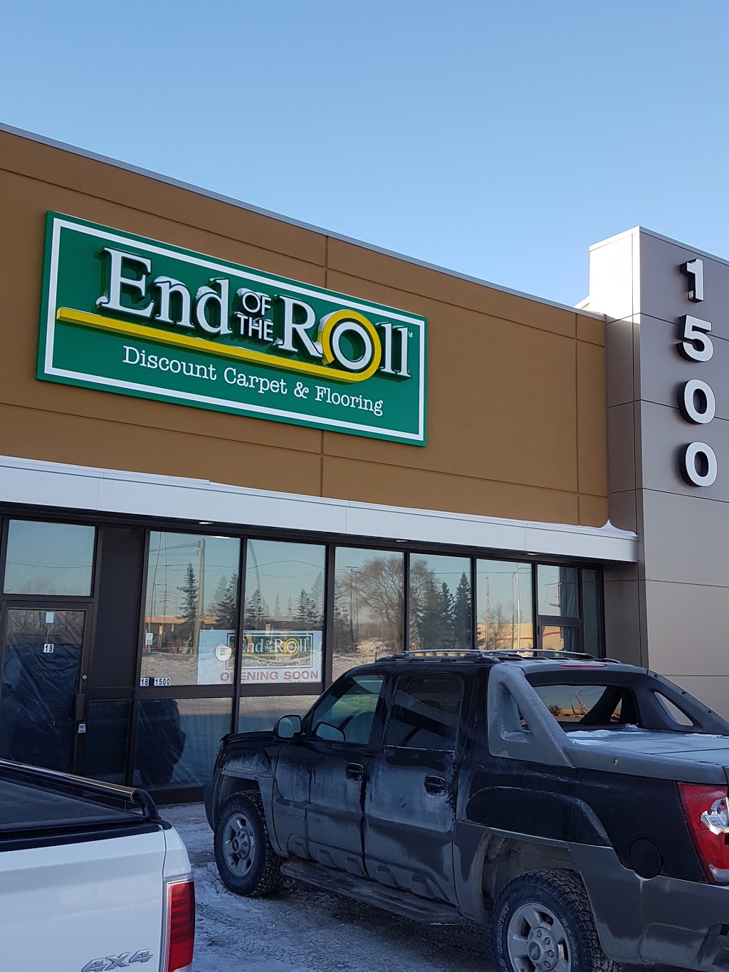 End Of The Roll - Winnipeg East | 1500 Regent Ave W #18, Winnipeg, MB R2C 3A8, Canada | Phone: (204) 615-5755