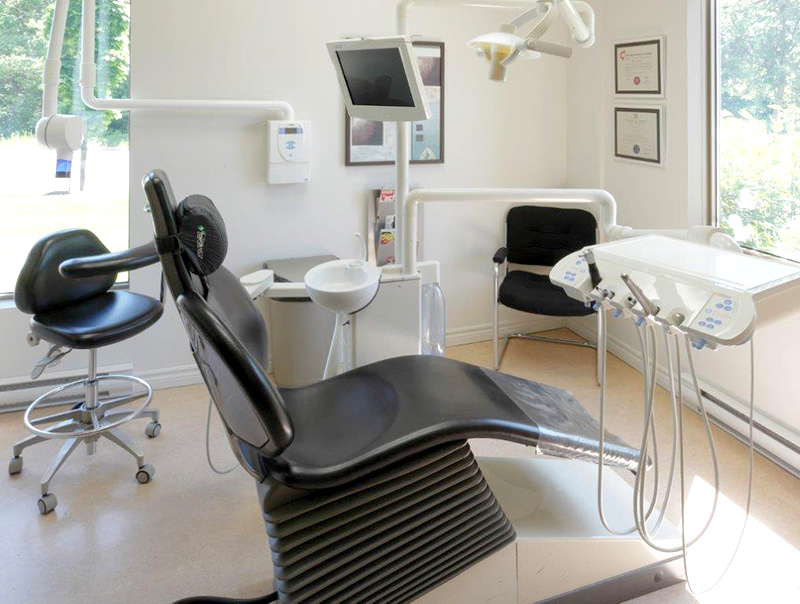 Dental Center Lavallée Lavergne and Pronovost | 3055 Boulevard de la Pinière, Terrebonne, QC J6X 4V5, Canada | Phone: (450) 477-1881