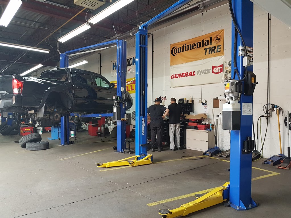 Bloor West Auto EuroMechanic | 1075 Queensway E #12A, Mississauga, ON L4Y 4C8, Canada | Phone: (416) 239-2911