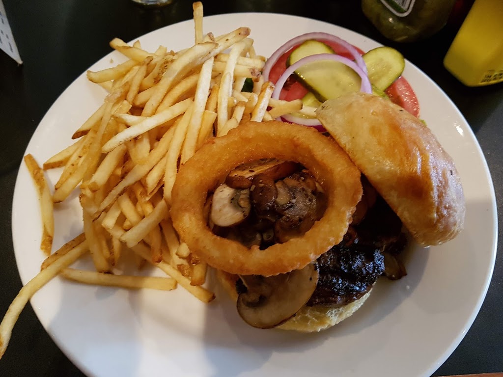 Heaven on 7 Bistro & Pub | 262 Main St S, Rockwood, ON N0B 2K0, Canada | Phone: (519) 856-2693