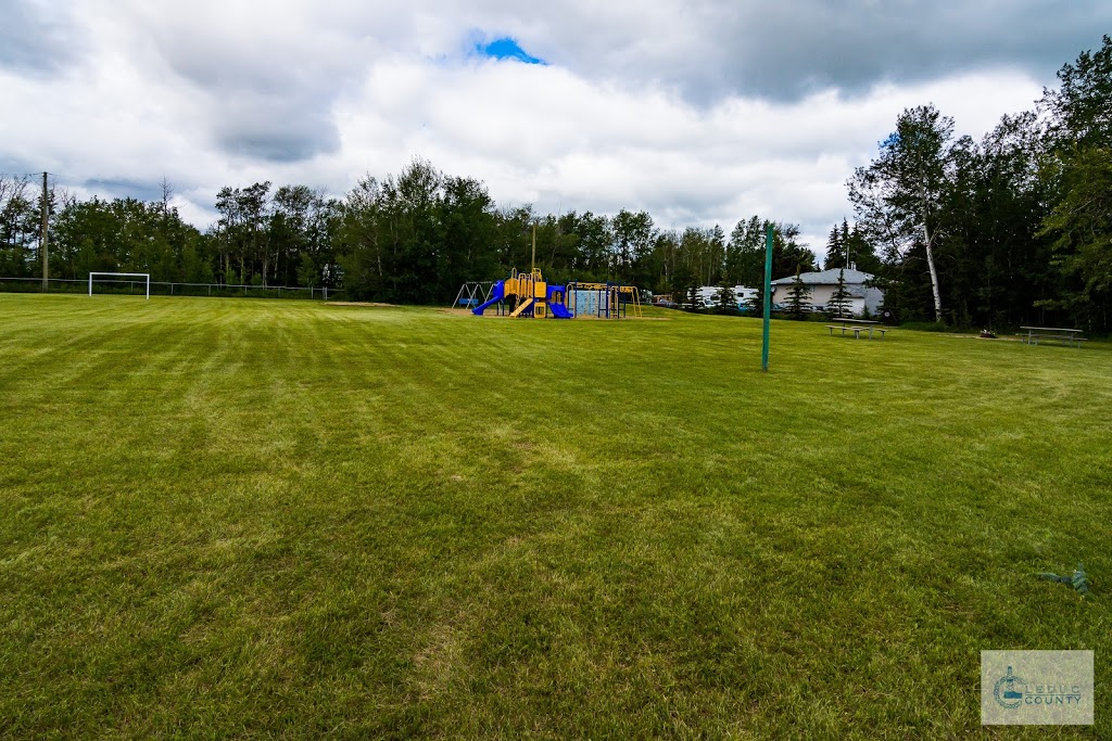 Sunnybrook Community Park | 1010-1160 1 St, Sunnybrook, AB T0C 2M0, Canada