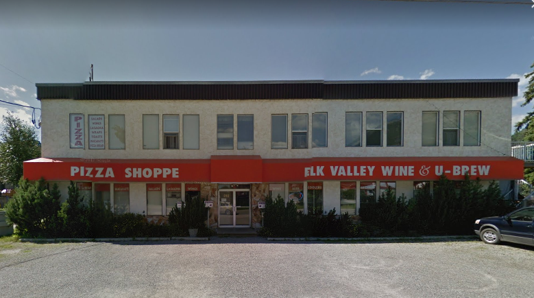 Elk Valley Pizza Shoppe | 592 8 Ave, Fernie, BC V0B 1M0, Canada | Phone: (250) 423-0007