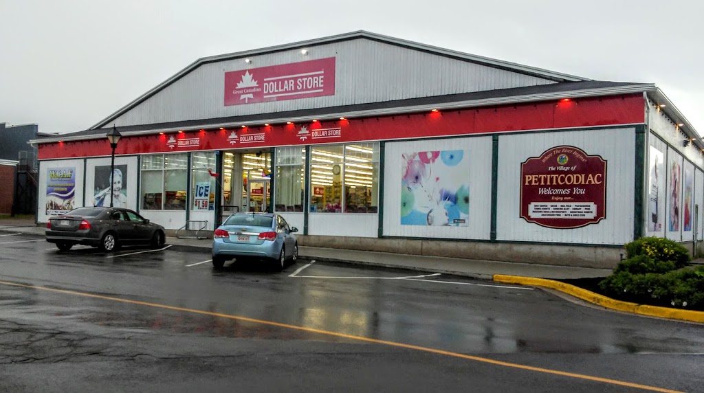 Great Canadian Dollar Store | 27 Main St, Petitcodiac, NB E4Z 4L8, Canada | Phone: (506) 756-8997