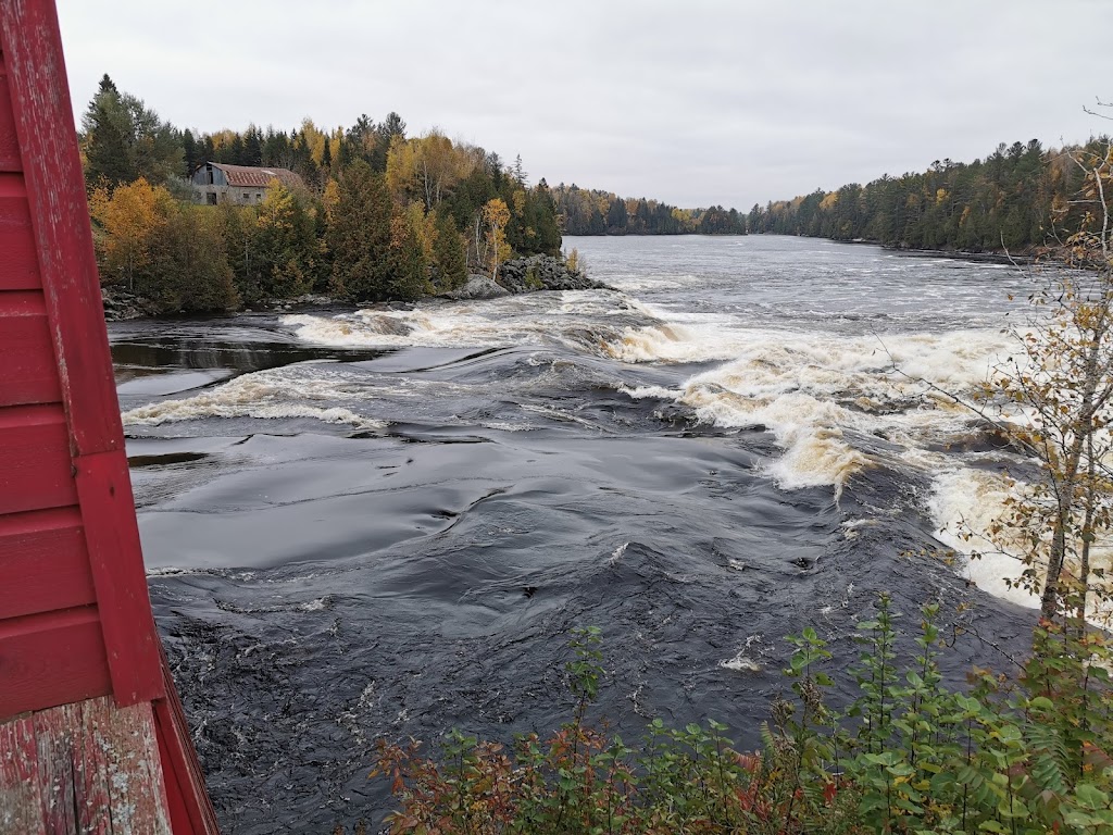 Savoyard Bridge | Chem. Pont Rouge, Grand-Remous, QC J0W 1E0, Canada | Phone: (819) 438-2877