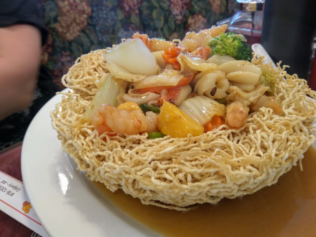 Vietnam Palace Grill & Noodle House | 12030 Symons Valley Rd NW #18, Calgary, AB T3P 0A3, Canada | Phone: (403) 453-2282