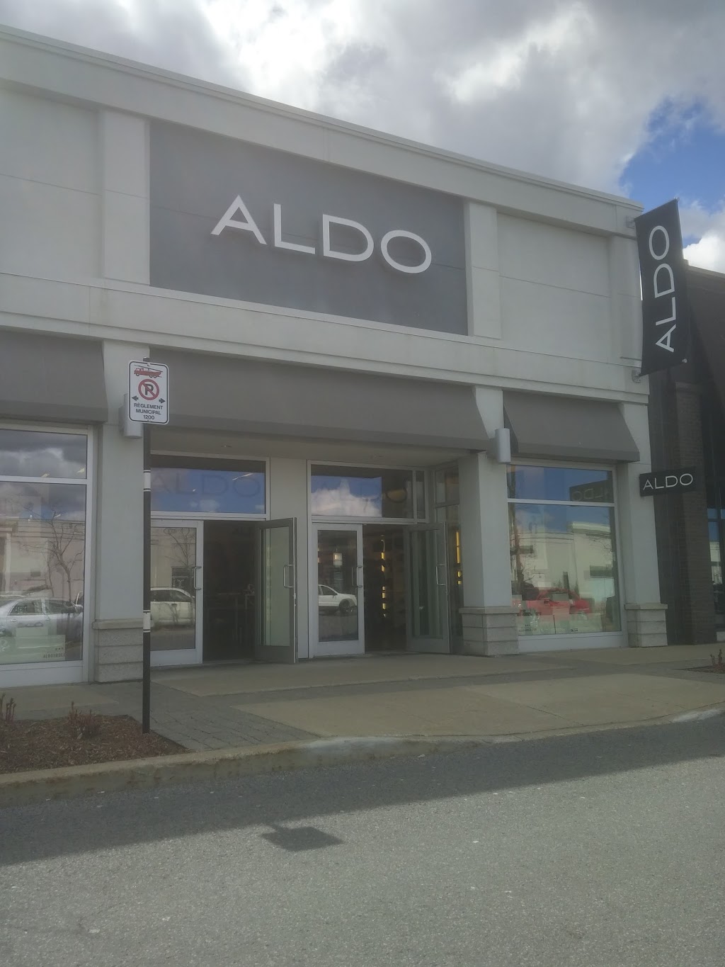 Aldo | 9335 Boul Leduc L07C-1, Brossard, QC J4Y 0A5, Canada | Phone: (450) 678-2897