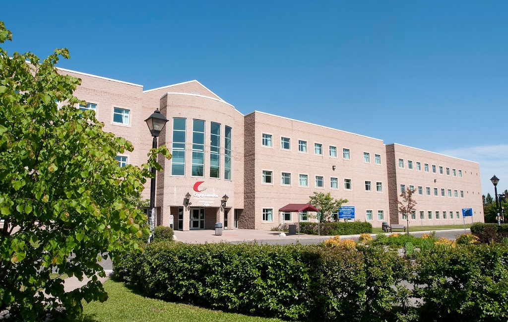 Cégep Limoilou (Charlesbourg campus) | 7600 3e Av E, Québec, QC G1H 7L4, Canada | Phone: (418) 647-6600