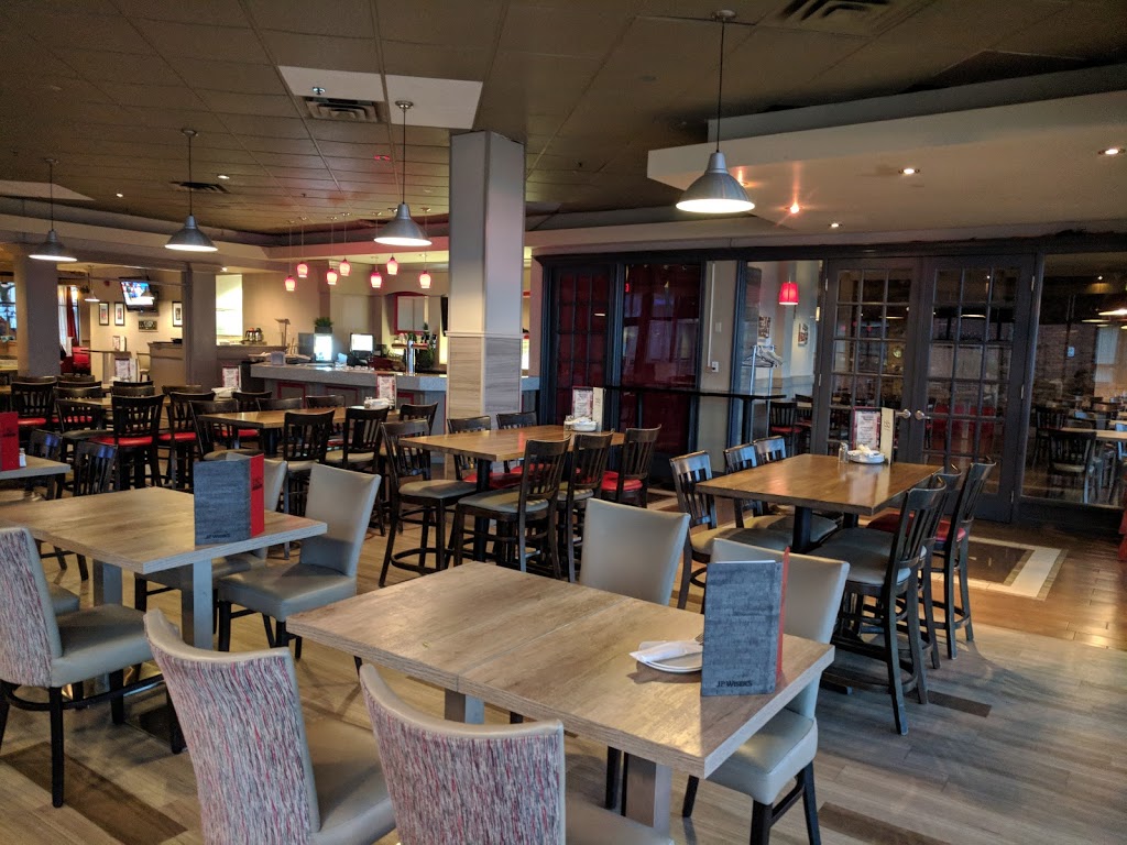 B&B Taps & Grill | 2020 Lakeshore Rd, Burlington, ON L7R 4G8, Canada | Phone: (289) 337-9119