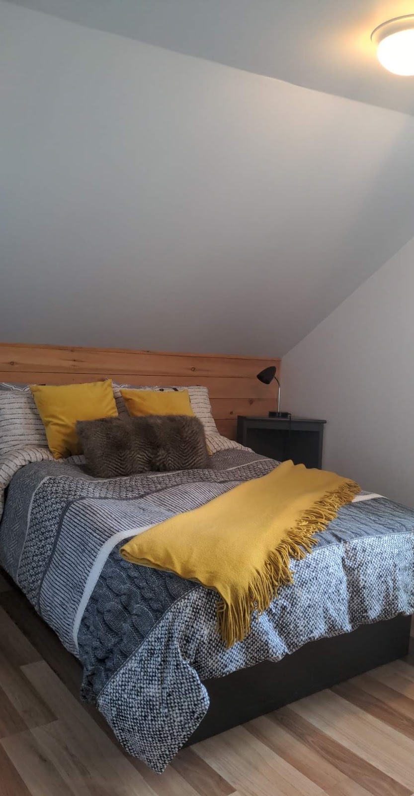 Gite &Voyages La Licorne | 1810 QC-138, Saint-Siméon, QC G0T 1X0, Canada | Phone: (418) 638-1026