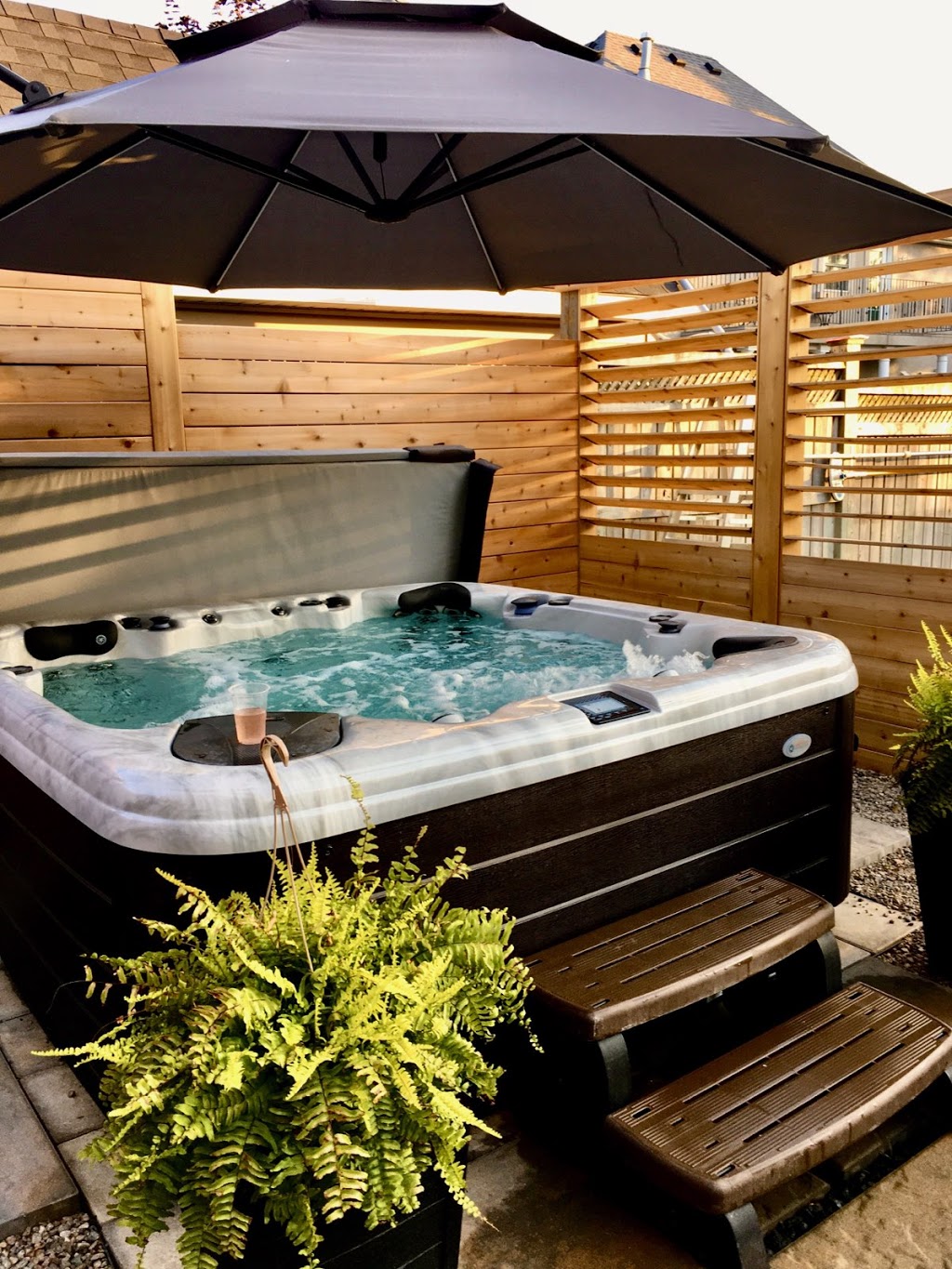 Kandu Pools | 4530 Drummond Rd, Niagara Falls, ON L2E 6C7, Canada | Phone: (905) 357-4147