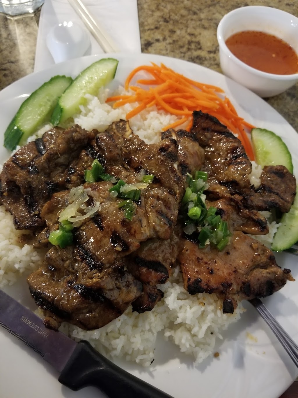 TNK Vietnamese Restaurant | 2220 68 St NE, Calgary, AB T1Y 6T2, Canada | Phone: (403) 590-8686