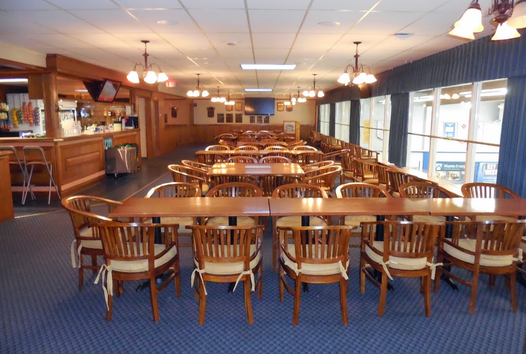 Royal City Curling Club | 75 6 Ave E, New Westminster, BC V3L 4G6, Canada | Phone: (604) 522-4737