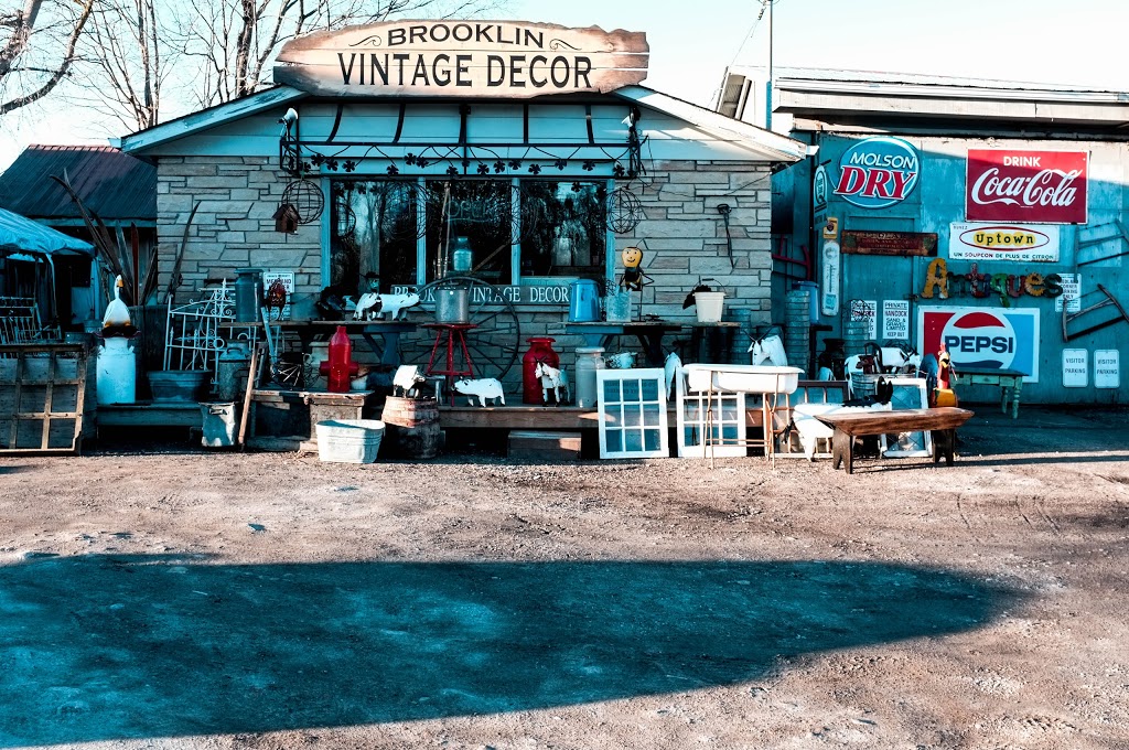 Brooklin Vintage Decor | 6 Campbell St, Whitby, ON L1M 2J6, Canada | Phone: (905) 626-4115